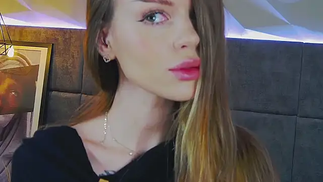 MarilynNova online show from 03/08/26, 04:49