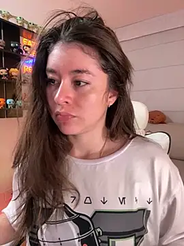 Sharon 07 online show from 11/21/25, 12:21