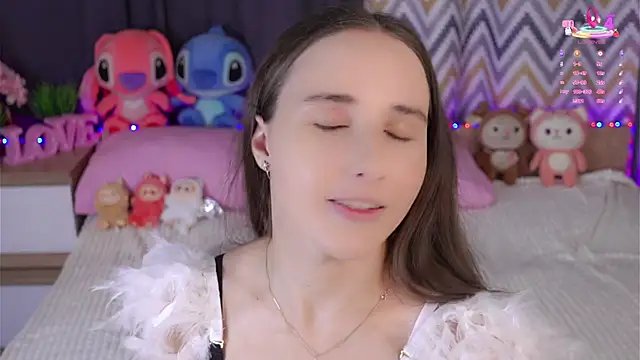 MaudAle online show from 09/18/25, 01:18