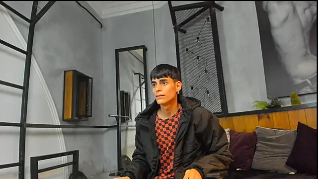 Dani mc1 online show from 11/18/25, 11:36