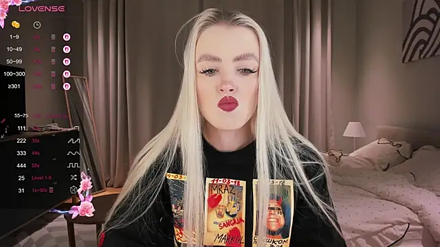 sashaloveyou online show from 11/16/25, 10:15