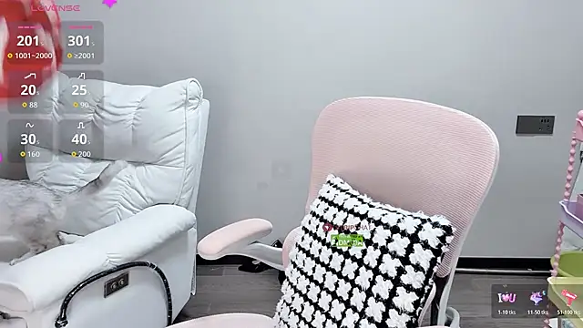 Lgsander  online show from 12/16/25, 02:38