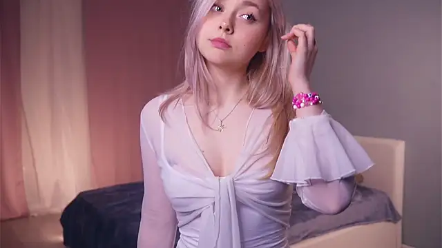 AccaCroyle online show from 02/13/26, 06:48