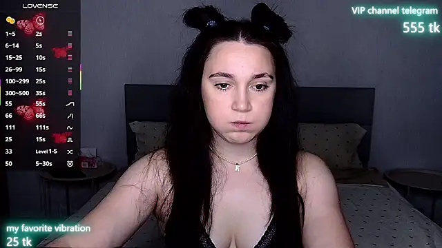 Eliz v tta online show from 09/15/25, 08:31