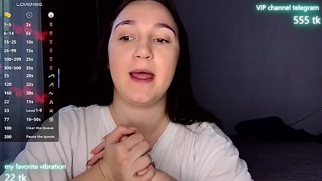 Eliz v tta online show from 10/11/25, 01:42