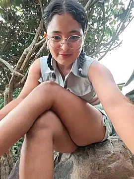 Lily-o online show from 11/08/25, 10:19