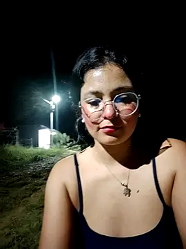 Lily-o online show from 12/14/25, 01:11