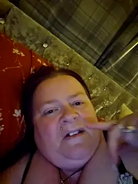 Stripmummydaddy19 online show from 09/20/25, 08:21