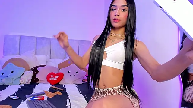 Baby Steff online show from 10/20/25, 03:51