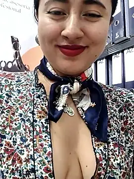Snapshot of AMATISTA__16 chatting on 05/11/26, 02:56 AMATISTA 16 online show from 05/11/26, 02:56