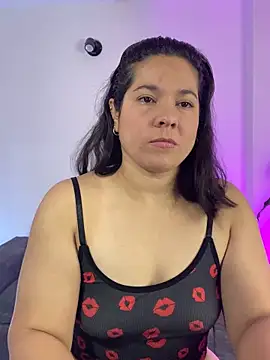 leiablack online show from 10/07/25, 10:12