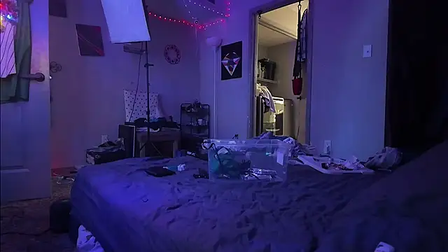 Triggerhappycj100 online show from 04/23/26, 12:40