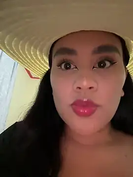 laure torres online show from 03/24/26, 12:37