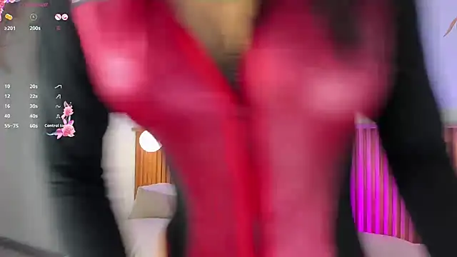 Valleriie  online show from 11/29/25, 03:15