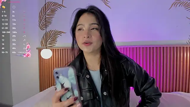 Valleriie  online show from 02/21/26, 04:08