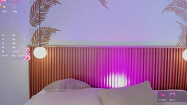 Valleriie  online show from 03/29/26, 04:29