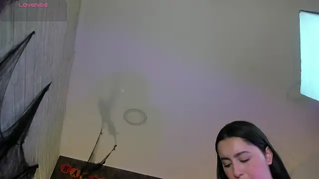 marian  stone online show from 11/04/25, 06:18