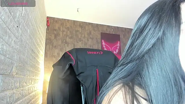 marian  stone online show from 04/19/26, 07:49