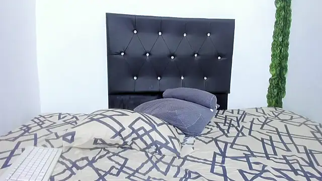 Snapshot of michellnasty chatting on 10/19/25, 11:38 michellnasty online show from 10/19/25, 11:38