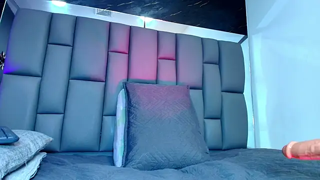 Roxana gomez online show from 10/08/25, 03:15