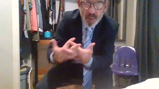 FoxnMouse online show from 09/10/25, 08:53