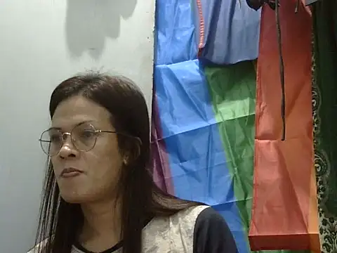 juicycum069 online show from 11/06/25, 11:37