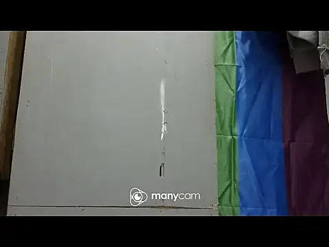 juicycum069 online show from 12/22/25, 10:51