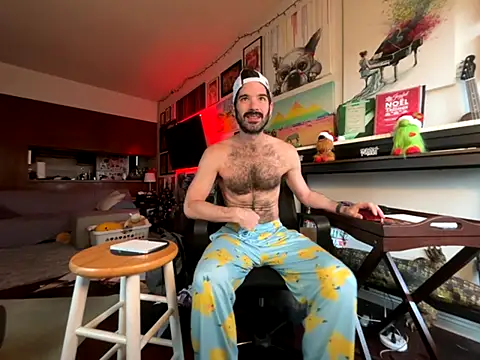 Pupscritch online show from 11/18/25, 02:54