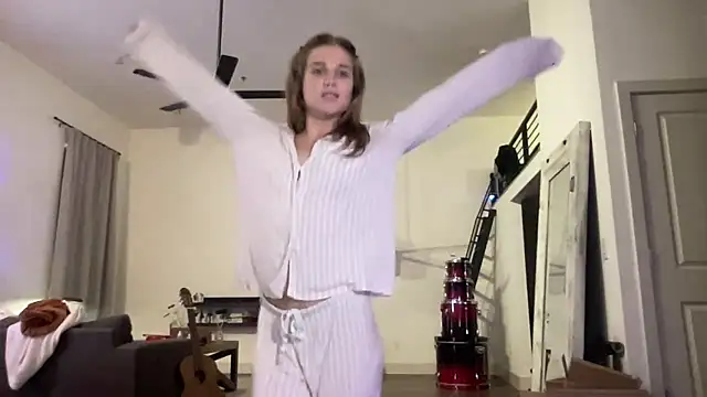 sweetceeme online show from 04/19/26, 08:57