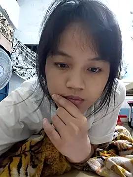 Snapshot of Anny-ly chatting on 09/10/25, 05:57 Anny-ly online show from 09/10/25, 05:57