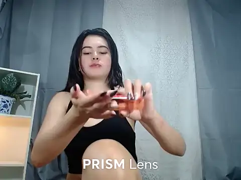 Urasian ladybug online show from 12/20/25, 04:41