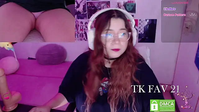 Pink girl0n online show from 05/11/26, 04:59