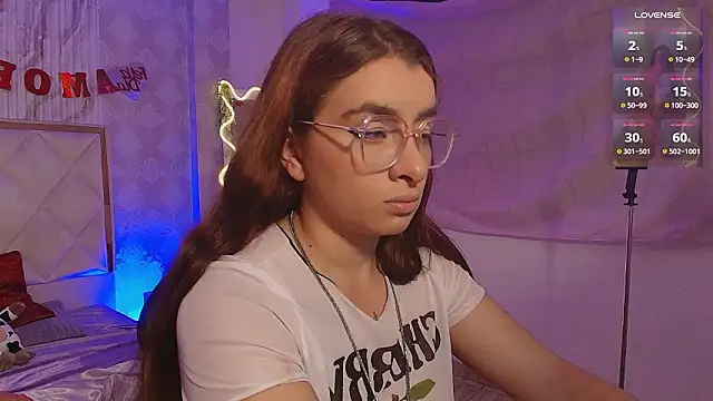 Naomy tay1 online show from 02/12/26, 04:07