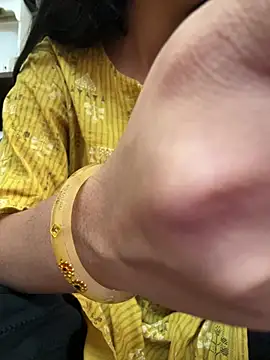 modelnishu online show from 03/07/26, 09:39