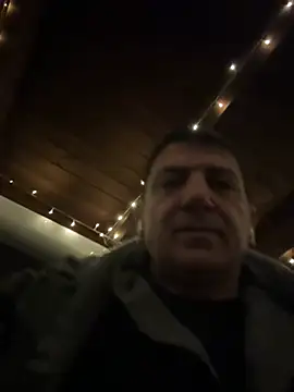 Snapshot of BULLBSX chatting on 03/21/26, 11:41 BULLBSX online show from 03/21/26, 11:41