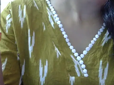 SONIYA 47 online show from 04/19/26, 06:21