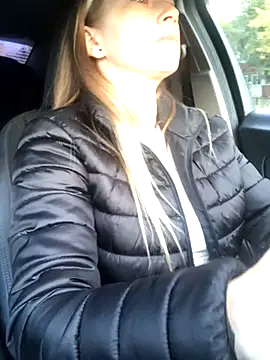 Snapshot of Reina_Cummings chatting on 10/10/25, 04:55 Reina Cummings online show from 10/10/25, 04:55