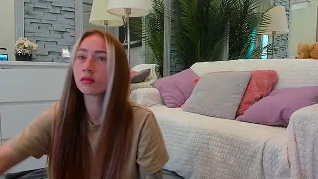 Reina Cummings online show from 06/09/26, 06:03