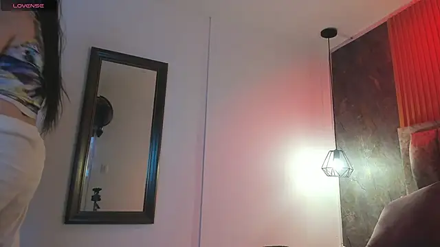Snapshot of luna_killari chatting on 10/01/25, 11:38 luna killari online show from 10/01/25, 11:38