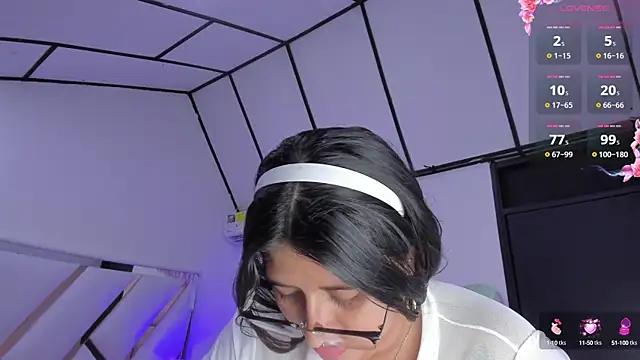 megann  up online show from 10/09/25, 03:26