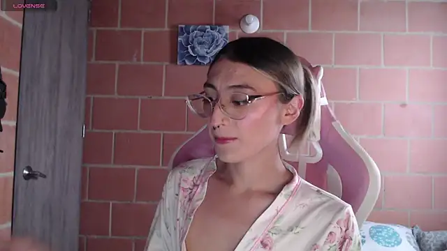 Andrea camilaaa online show from 12/20/25, 12:45