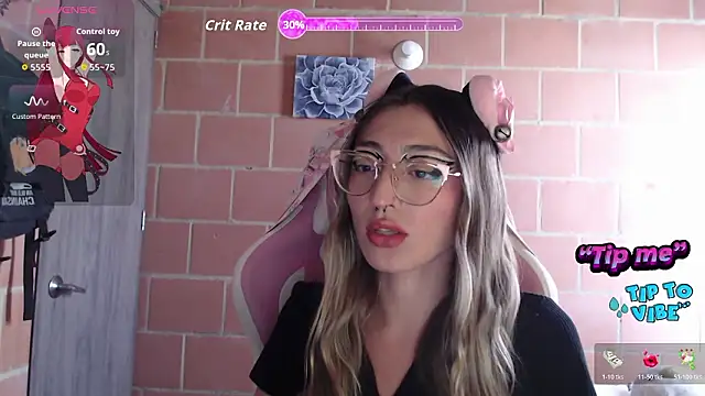 Andrea camilaaa online show from 02/18/26, 07:21