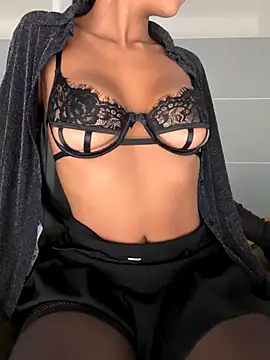 Minaaaa02 online show from 09/26/25, 01:59