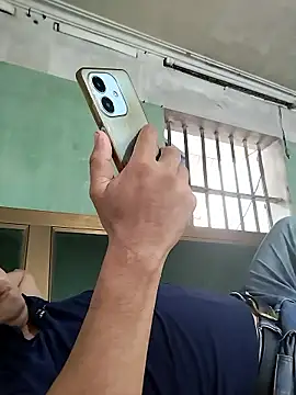 HoangNam20x online show from 10/16/25, 07:53