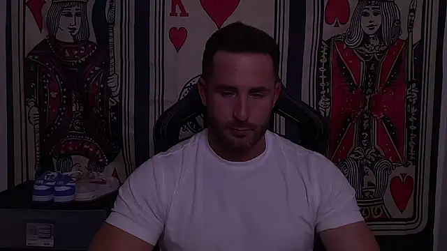 Snapshot of brettmycles28 chatting on 11/06/25, 05:08 brettmycles28 online show from 11/06/25, 05:08