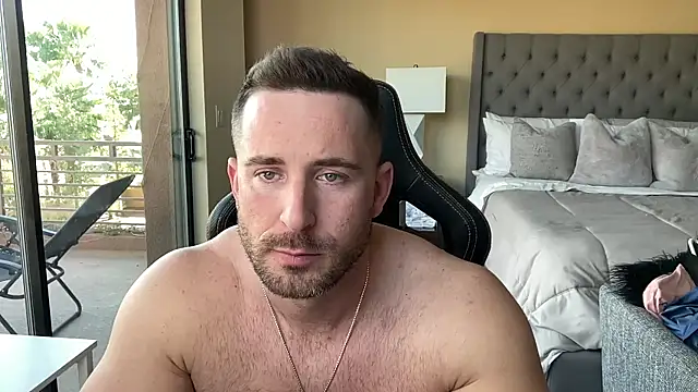 Snapshot of brettmycles28 chatting on 11/26/25, 08:54 brettmycles28 online show from 11/26/25, 08:54