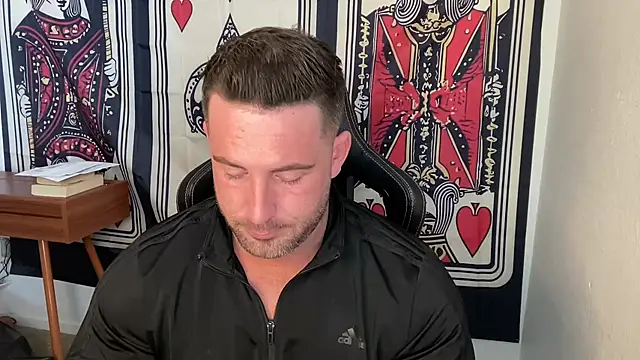 brettmycles28 online show from 01/11/26, 08:03