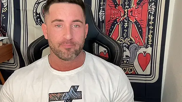 brettmycles28 online show from 01/12/26, 06:57