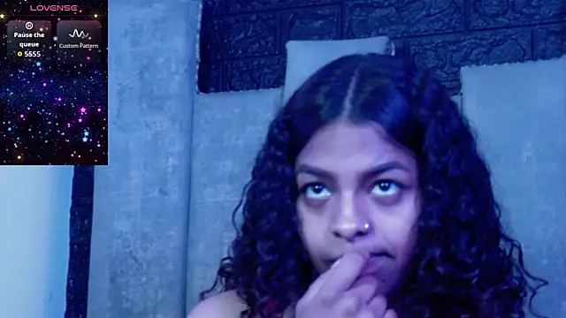 MisRoos online show from 04/21/26, 02:01