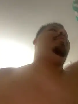 Snapshot of uli2bad chatting on 10/24/25, 05:09 uli2bad online show from 10/24/25, 05:09